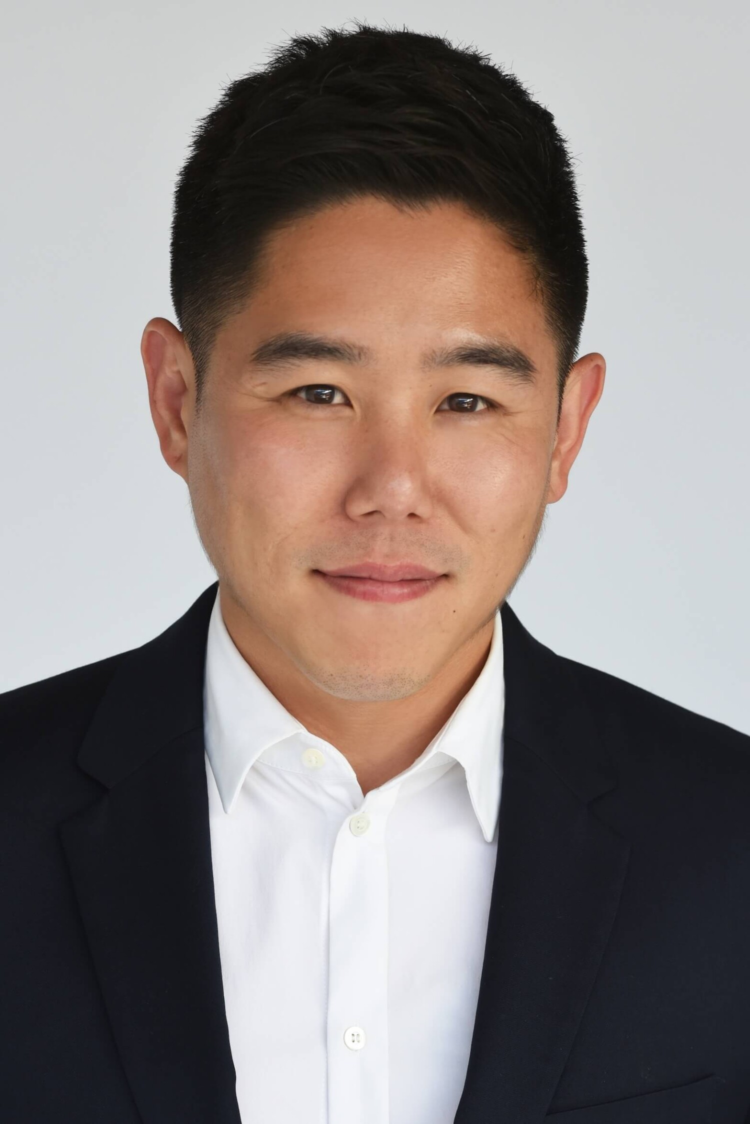 khan@raklaw.com Kenneth Y. Han